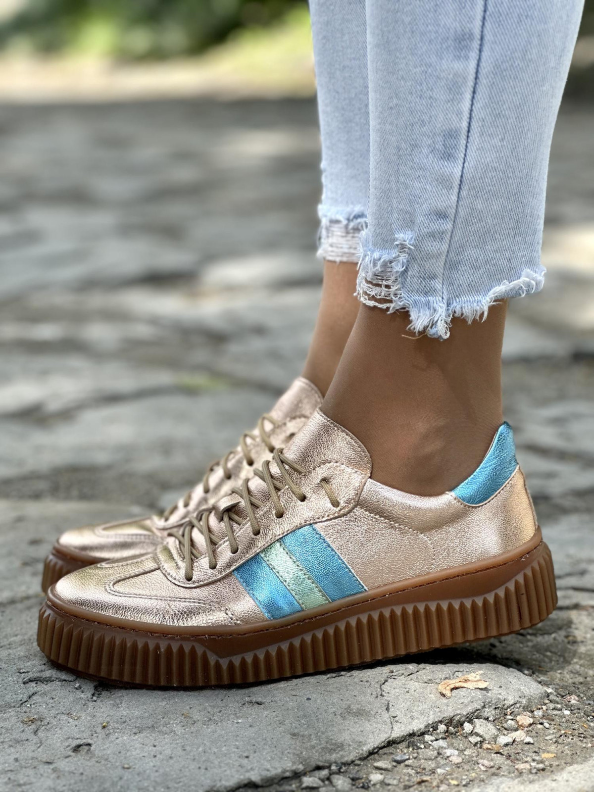 Piękne miedziane trampki damskie skórzane OLEKSY polskiej produkcji na grubej podeszwie