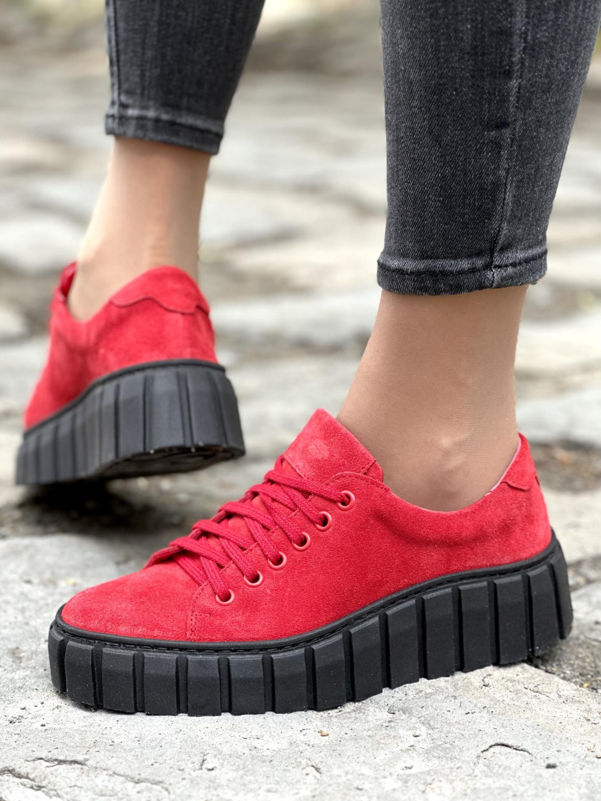 Czerwone trampki damskie skórzane OLEKSY polskiej produkcji