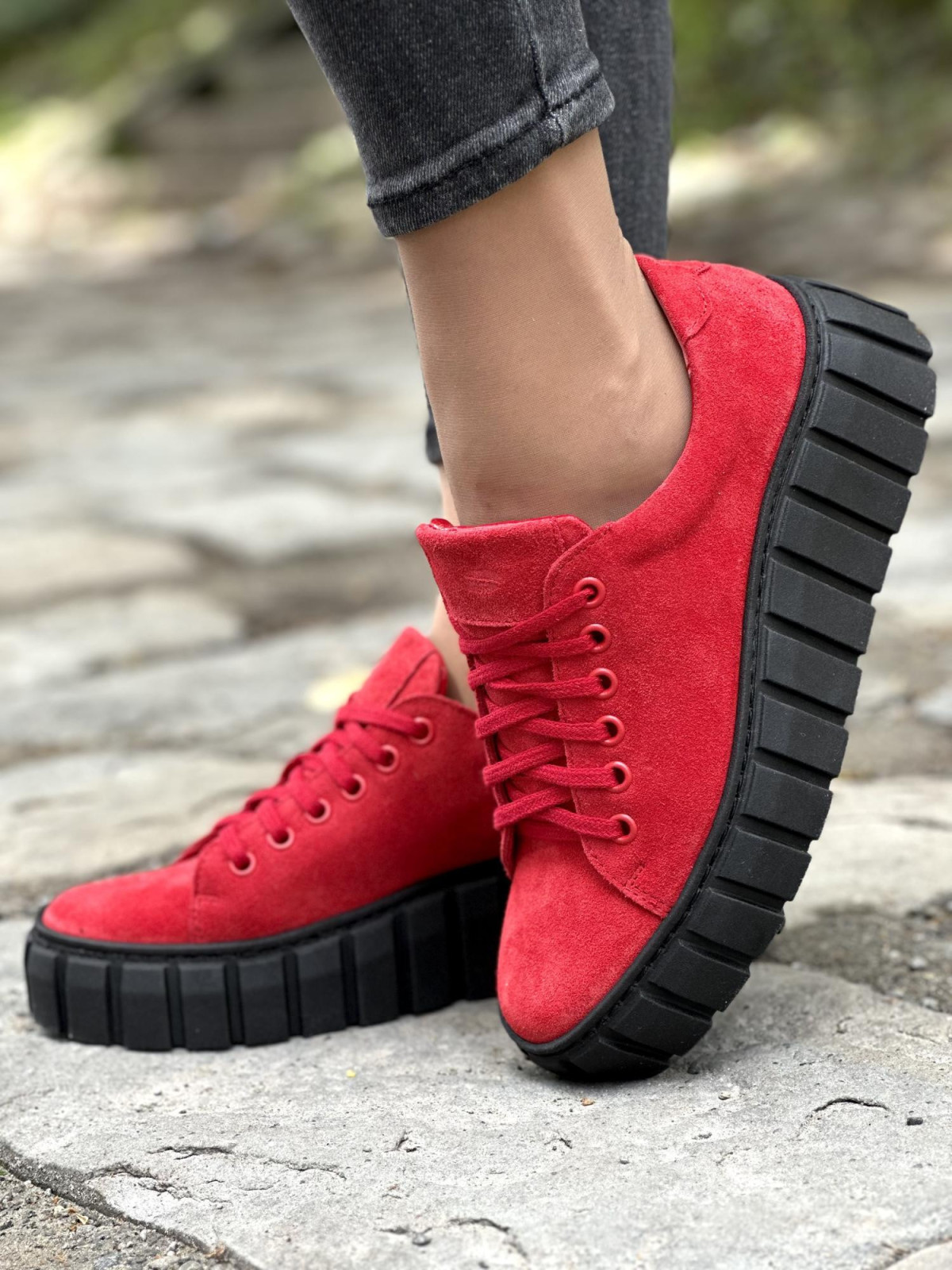 Czerwone trampki damskie skórzane OLEKSY polskiej produkcji