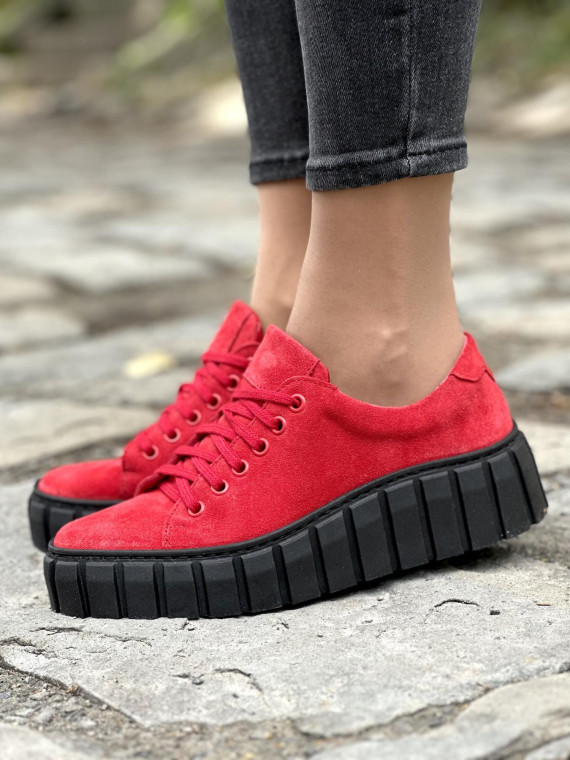 Czerwone trampki damskie skórzane OLEKSY polskiej produkcji