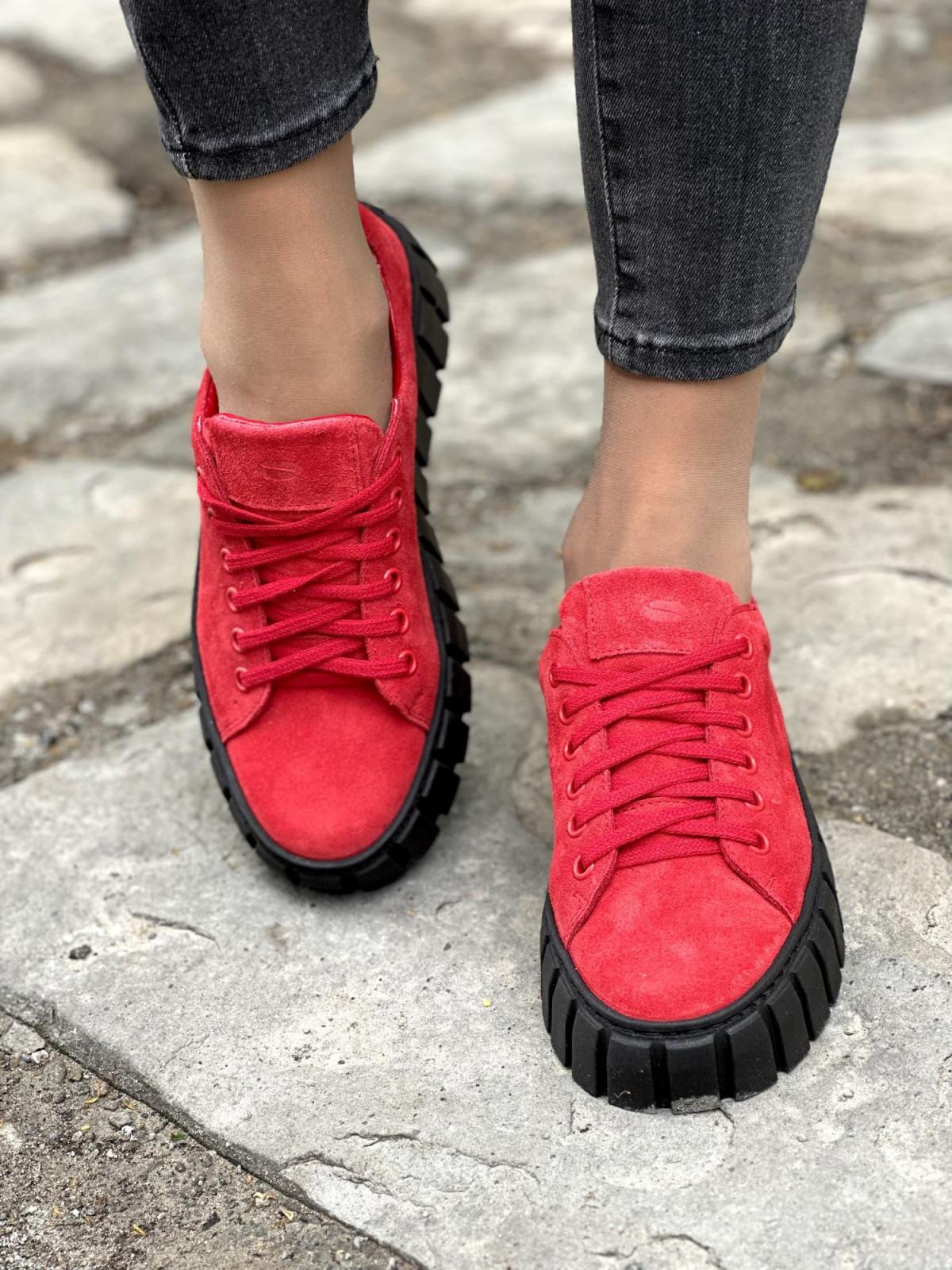 Czerwone trampki damskie skórzane OLEKSY polskiej produkcji