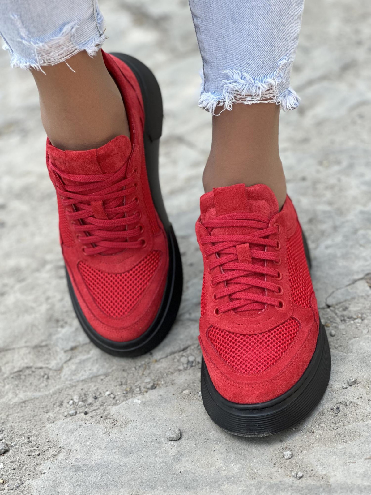 Oryginalne czerwone sneakersy damskie OLEKSY ze skóry naturalnej polskiej produkcji