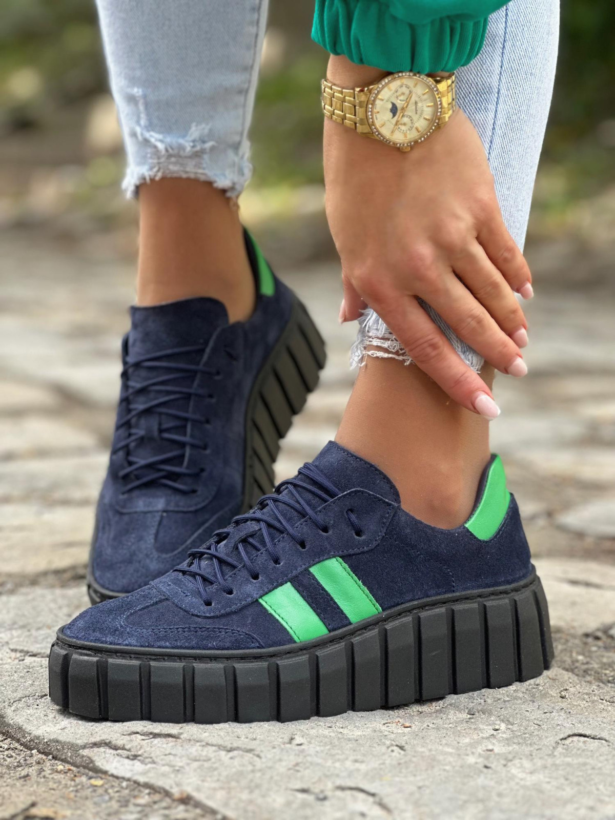 Modne granatowe trampki damskie skórzane OLEKSY na grubym spodzie polskiej produkcji