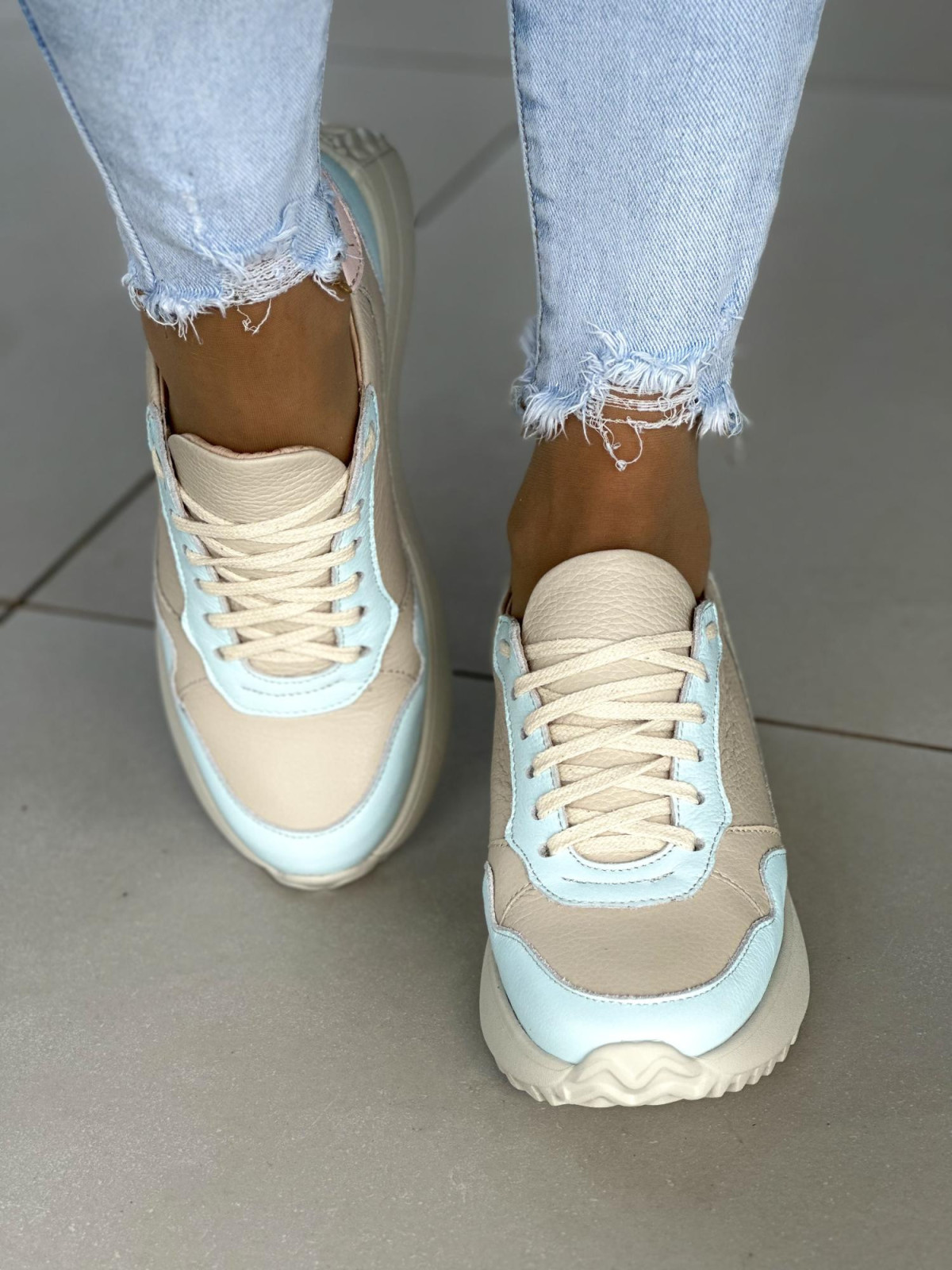 Wygodne pastelowe sneakersy damskie OLEKSY ze skóry naturalnej