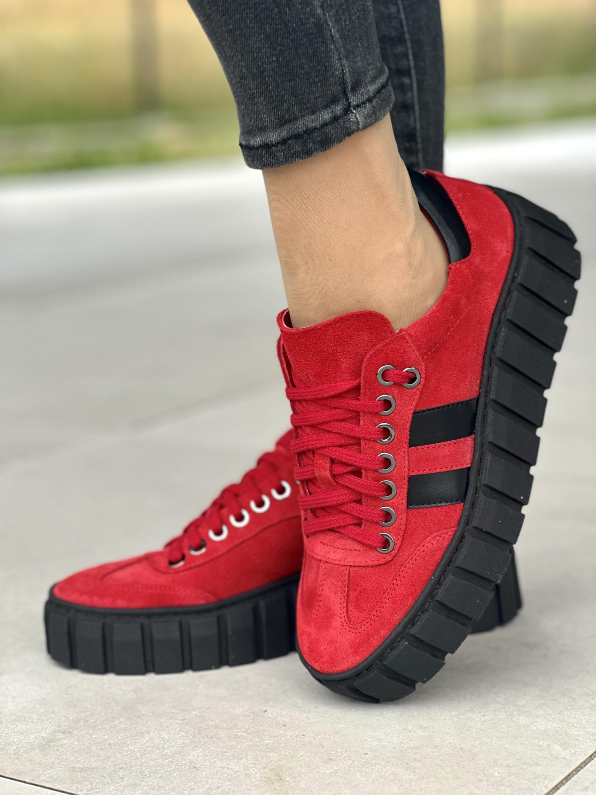 Czerwone trampki damskie skórzane OLEKSY polskiej produkcji