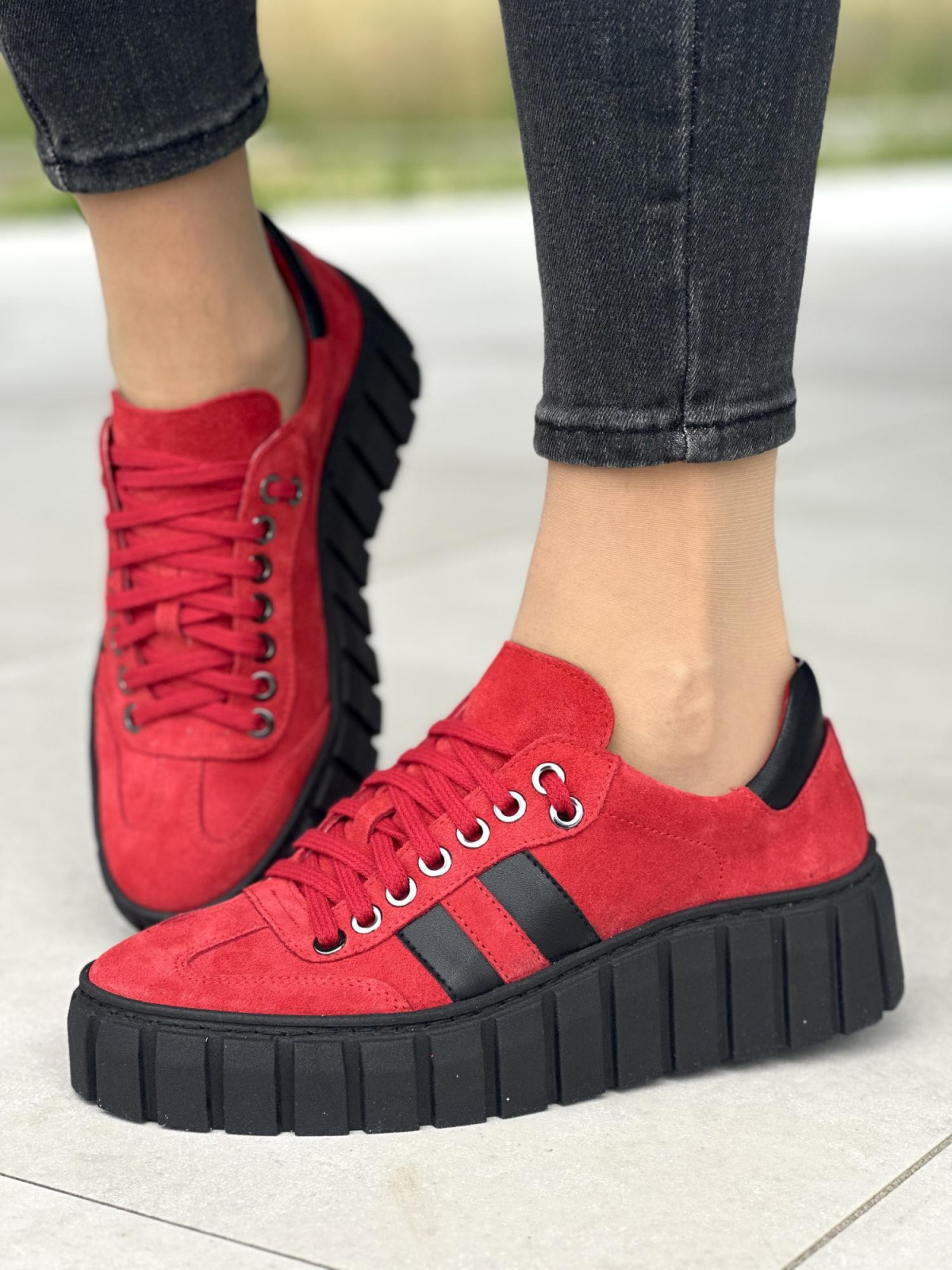 Czerwone trampki damskie skórzane OLEKSY polskiej produkcji