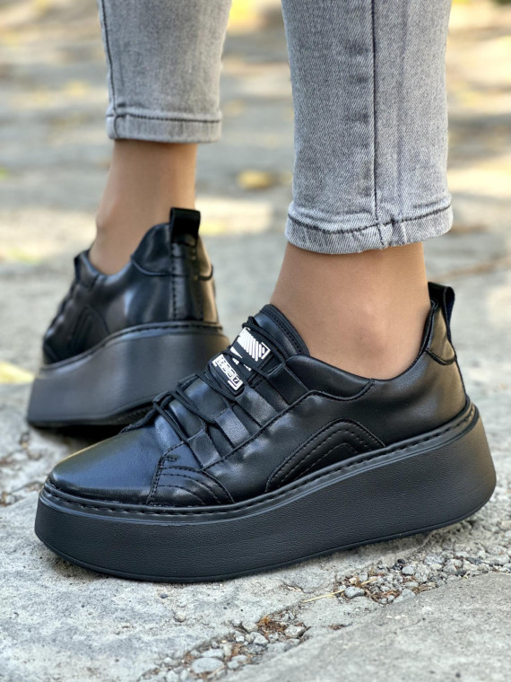 Czarne sneakersy damskie skórzane OLEKSY polskiej produkcji