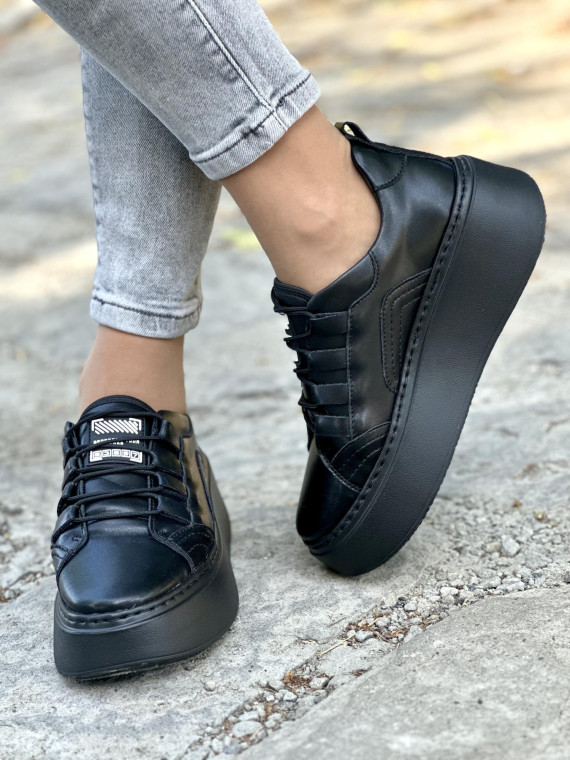 Czarne sneakersy damskie skórzane OLEKSY polskiej produkcji