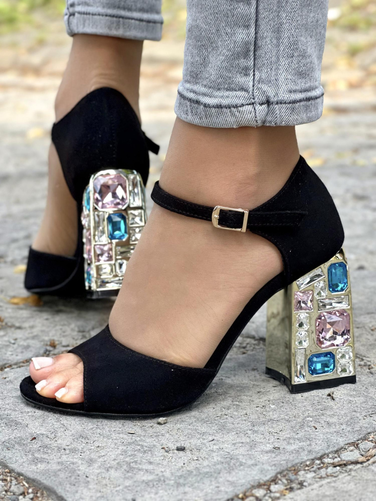 Piękne czarne sandały damskie OLEKSY ze skóry naturalnej na wysokim obcasie