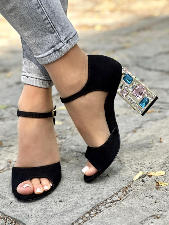 Piękne czarne sandały damskie OLEKSY ze skóry naturalnej na wysokim obcasie