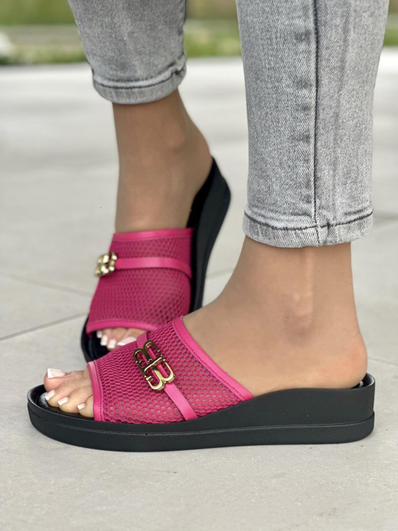 Mega wygodne fuksjowe klapki damskie skórzane OLEKSY polskiej produkcji