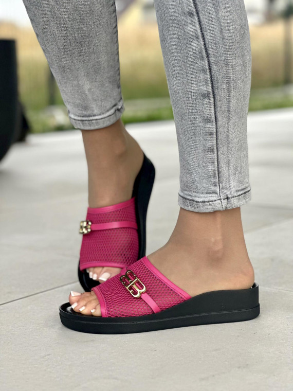 Mega wygodne fuksjowe klapki damskie skórzane OLEKSY polskiej produkcji