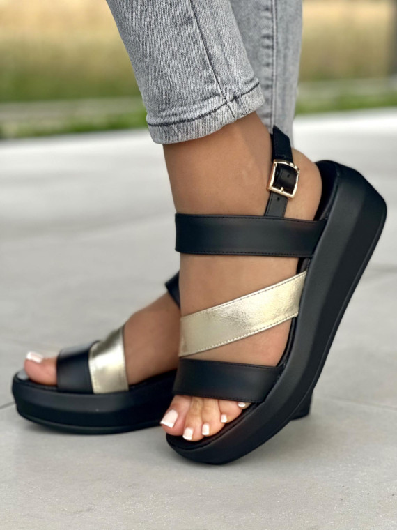 Czarne sandały damskie skórzane OLEKSY polskiej produkcji na grubym spodzie