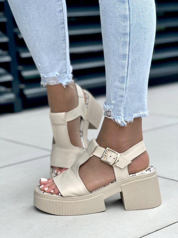 Beżowe sandały damskie skórzane OLEKSY polskiej produkcji