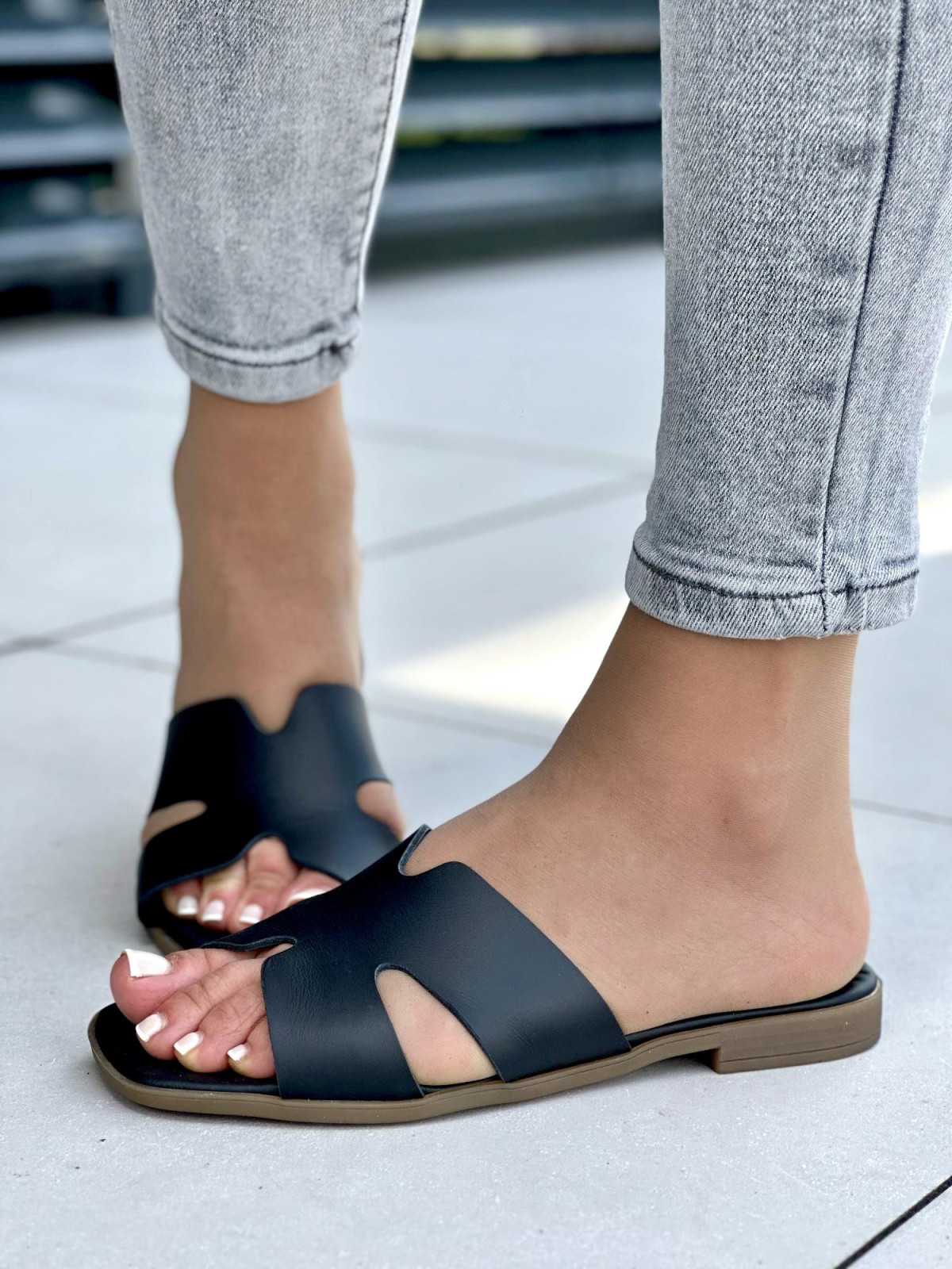 Płaskie klapki damskie skórzane OLEKSY polskiej produkcji