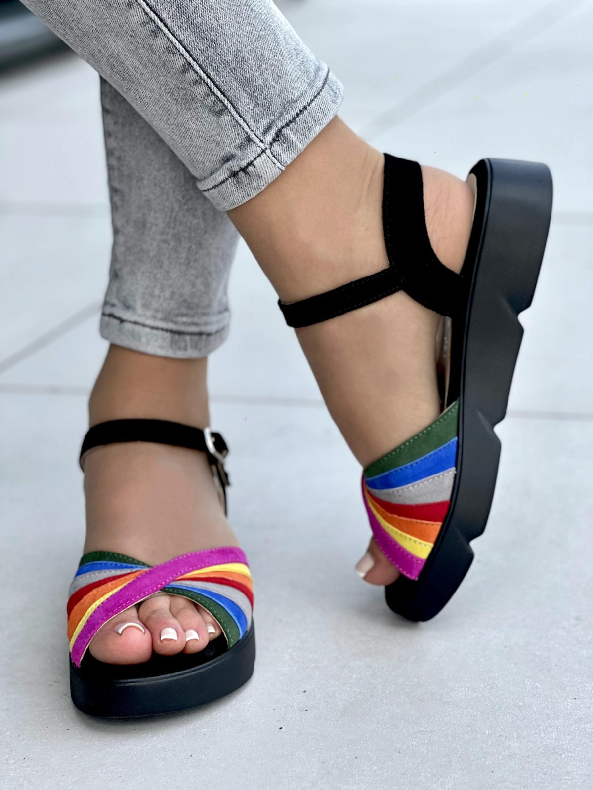 Multikolorowe sandały damskie OLEKSY polskiej produkcji