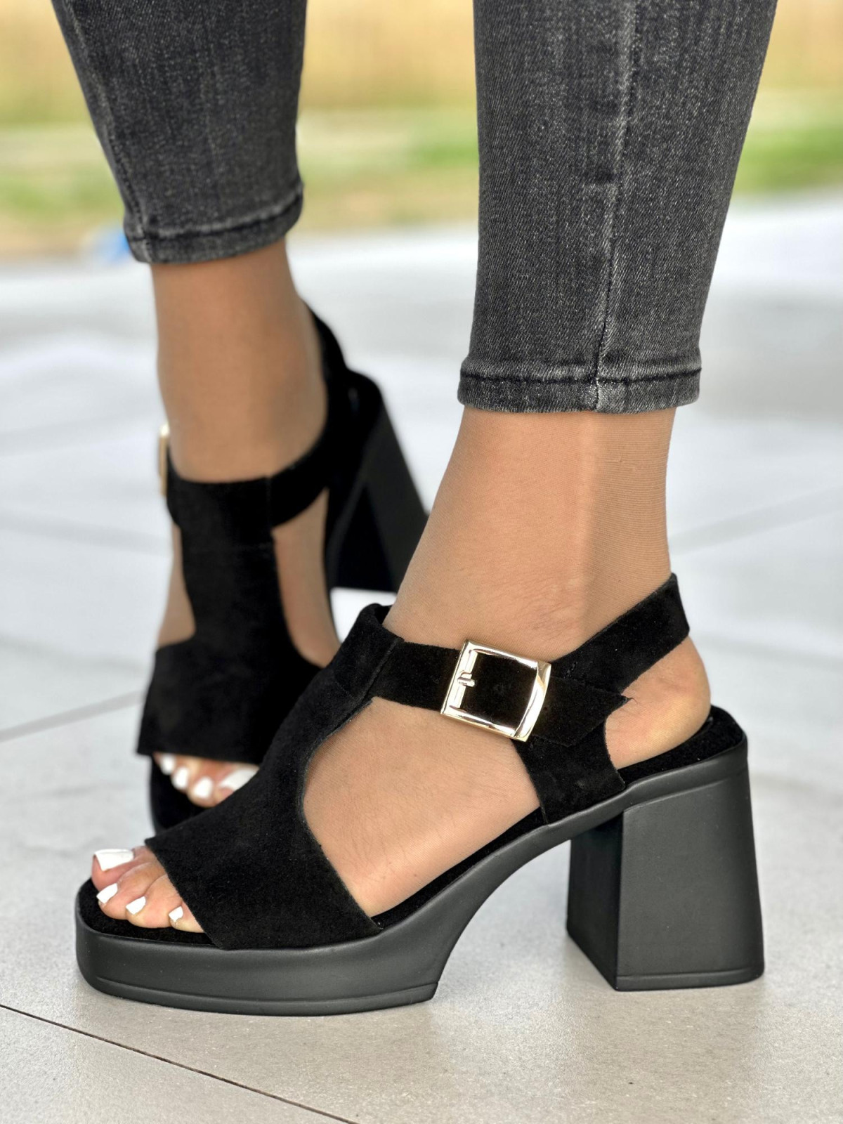 Czarne sandały damskie skórzane OLEKSY polskiej produkcji na wygodnym obcasie