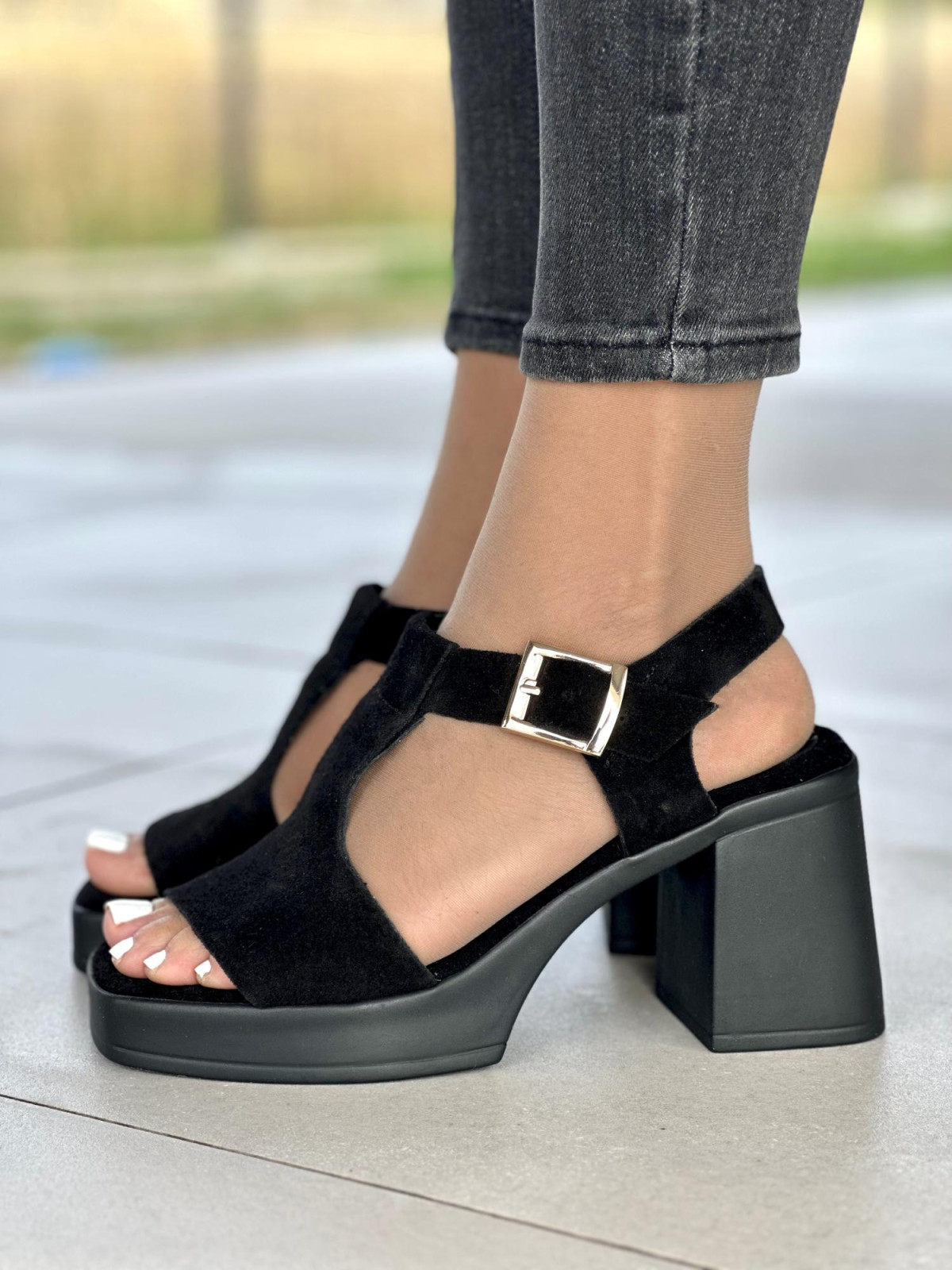 Czarne sandały damskie skórzane OLEKSY polskiej produkcji na wygodnym obcasie