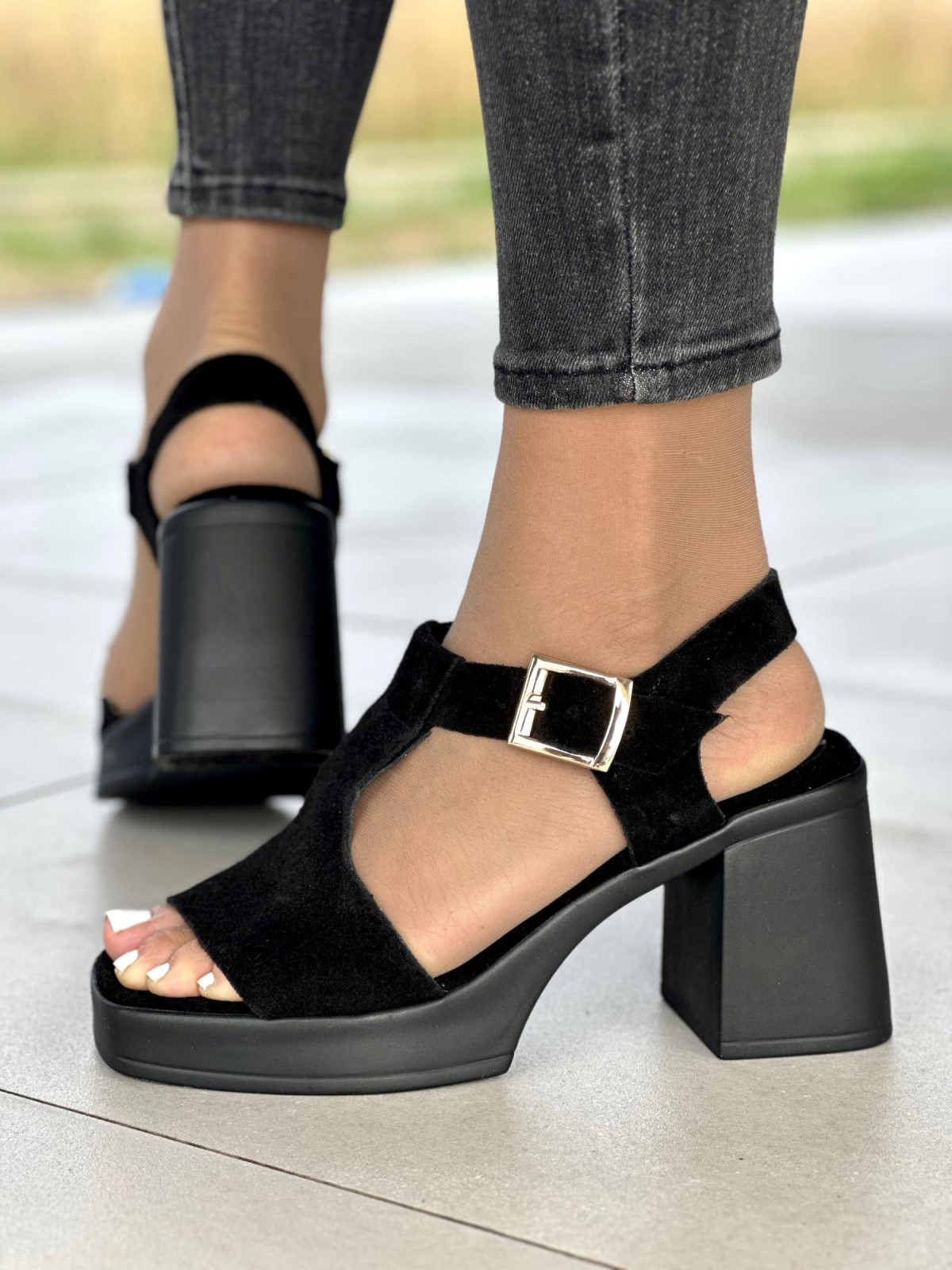 Czarne sandały damskie skórzane OLEKSY polskiej produkcji na wygodnym obcasie