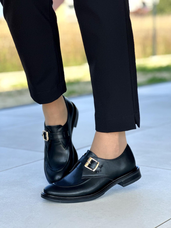 Czarne półbuty damskie skórzane OLEKSY polskiej produkcji