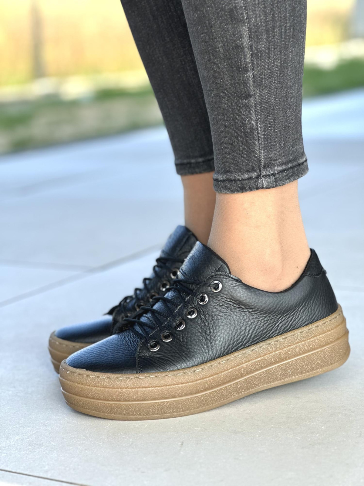 Trampki damskie skórzane OLEKSY polskiej produkcji na grubej podeszwie