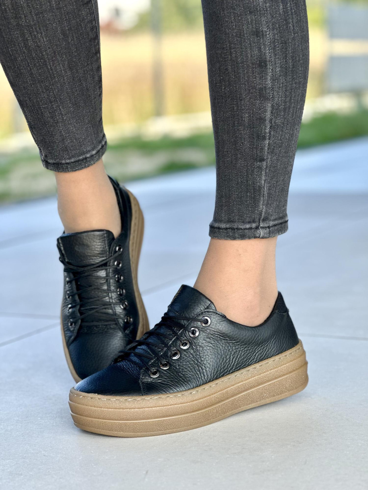 Trampki damskie skórzane OLEKSY polskiej produkcji na grubej podeszwie