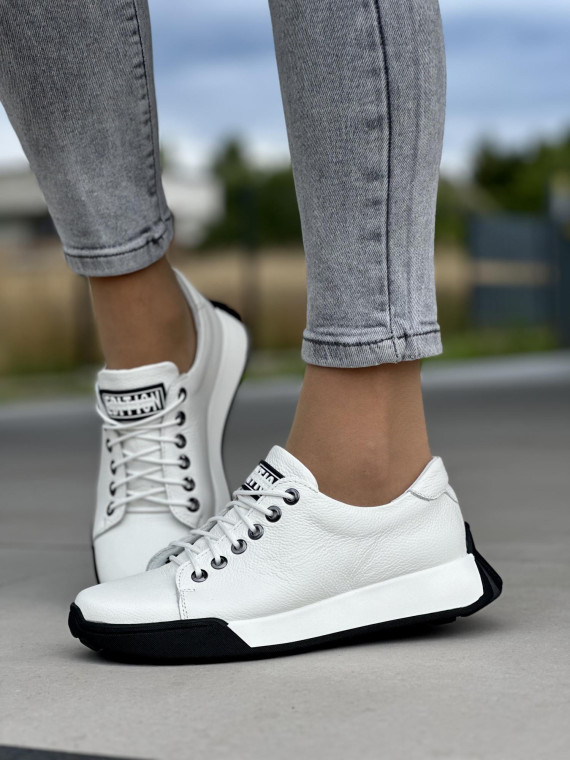 Białe sneakersy damskie OLEKSY ze skóry naturalnej polskiej produkcji