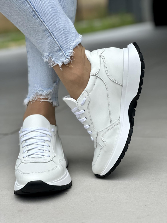 Białe sneakersy damskie OLEKSY ze skóry naturalnej polskiej produkcji