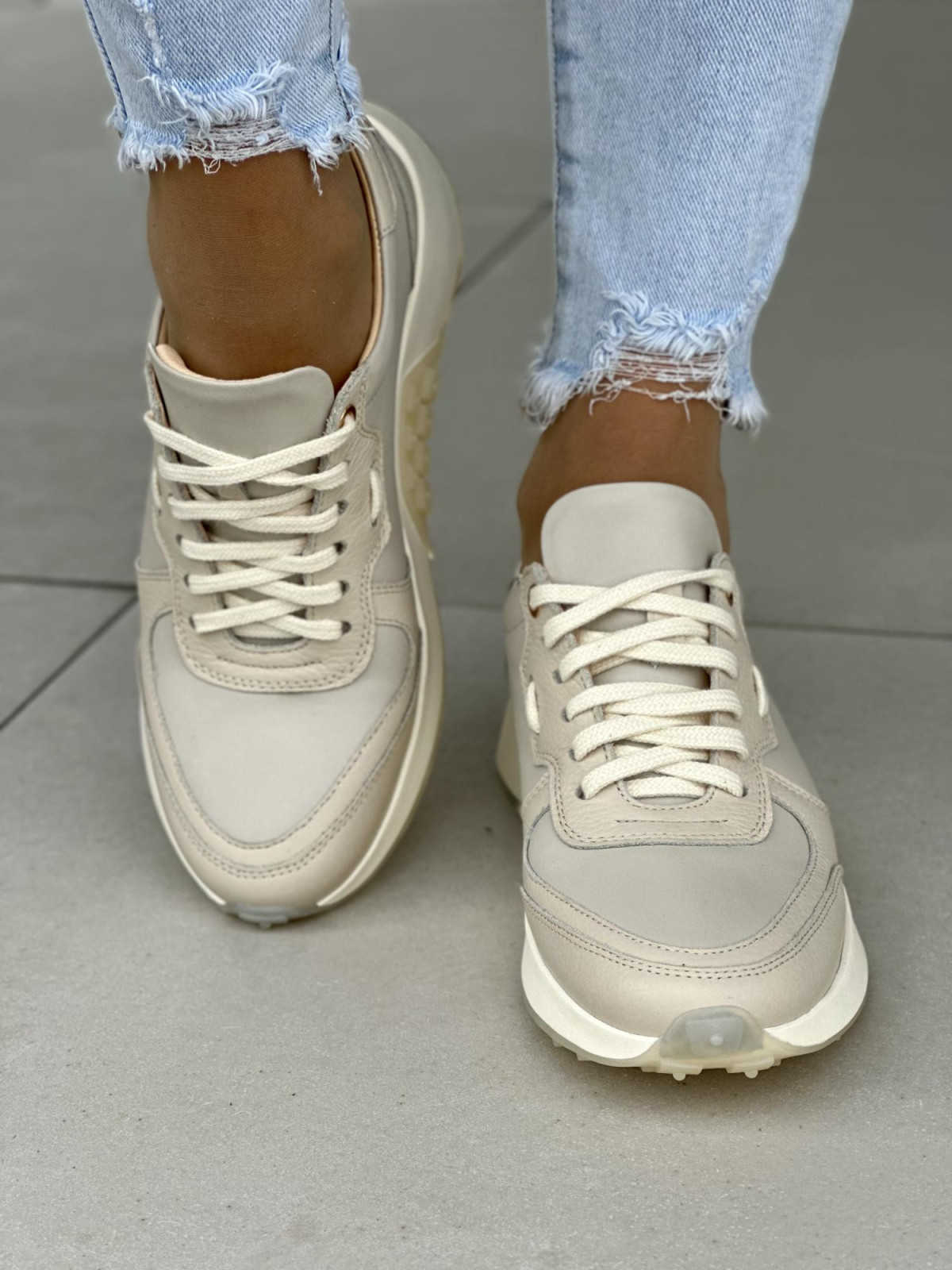 Beżowe sneakersy damskie skórzane OLEKSY polskiej produkcji