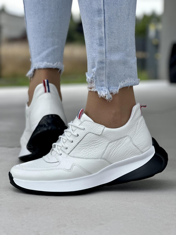 Białe sneakersy damskie OLEKSY ze skóry naturalnej polskiej produkcji
