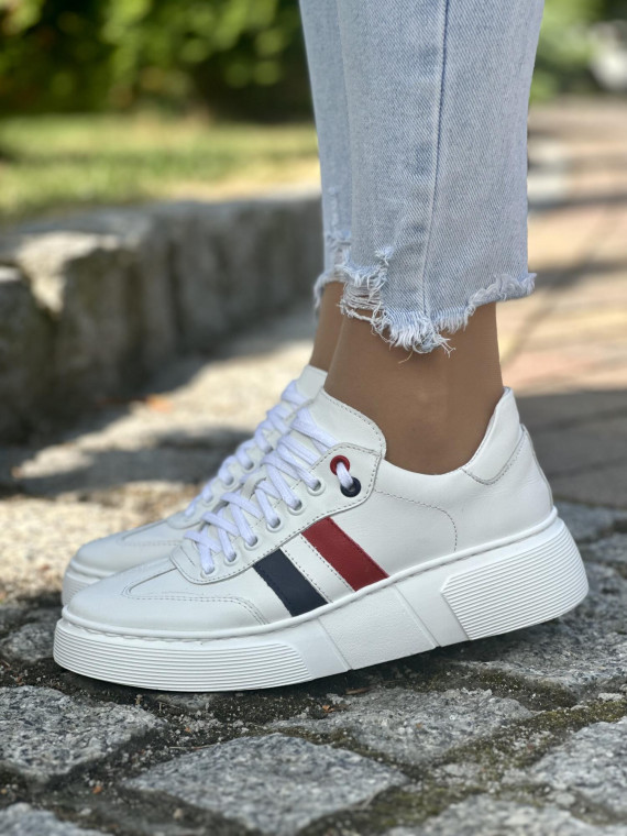 Białe sneakersy damskie OLEKSY ze skóry naturalnej polskiej produkcji