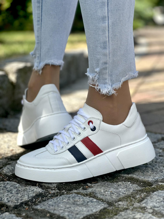 Białe sneakersy damskie OLEKSY ze skóry naturalnej polskiej produkcji