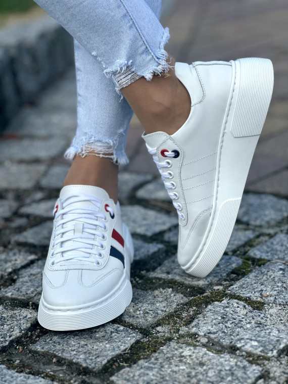 Białe sneakersy damskie OLEKSY ze skóry naturalnej polskiej produkcji