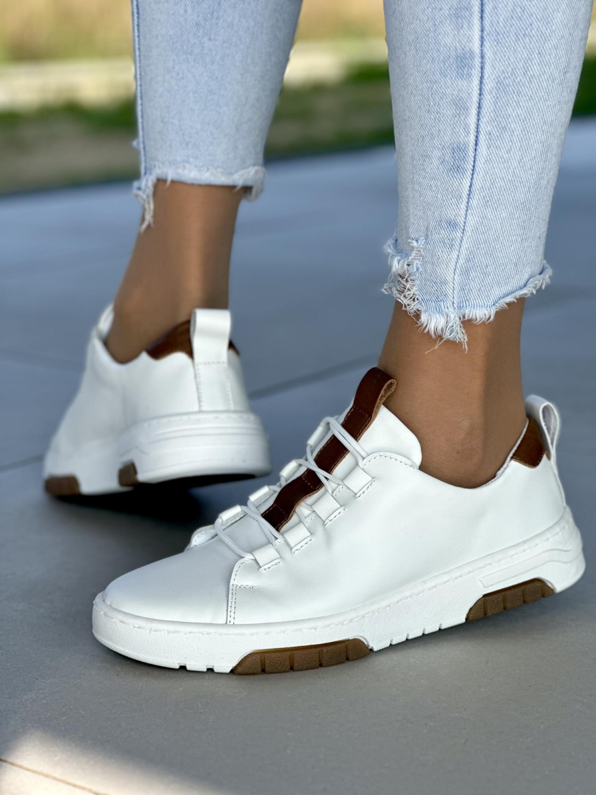 Białe trampki damskie skórzane OLEKSY polskiej produkcji