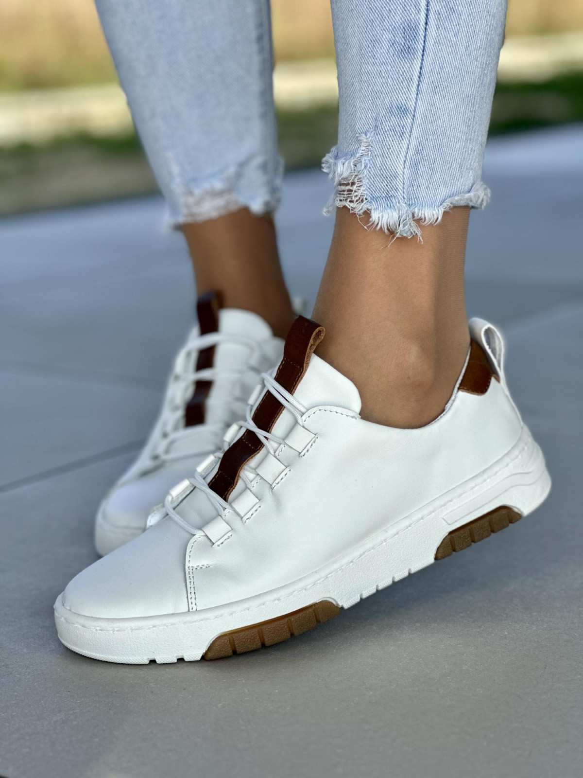 Białe trampki damskie skórzane OLEKSY polskiej produkcji