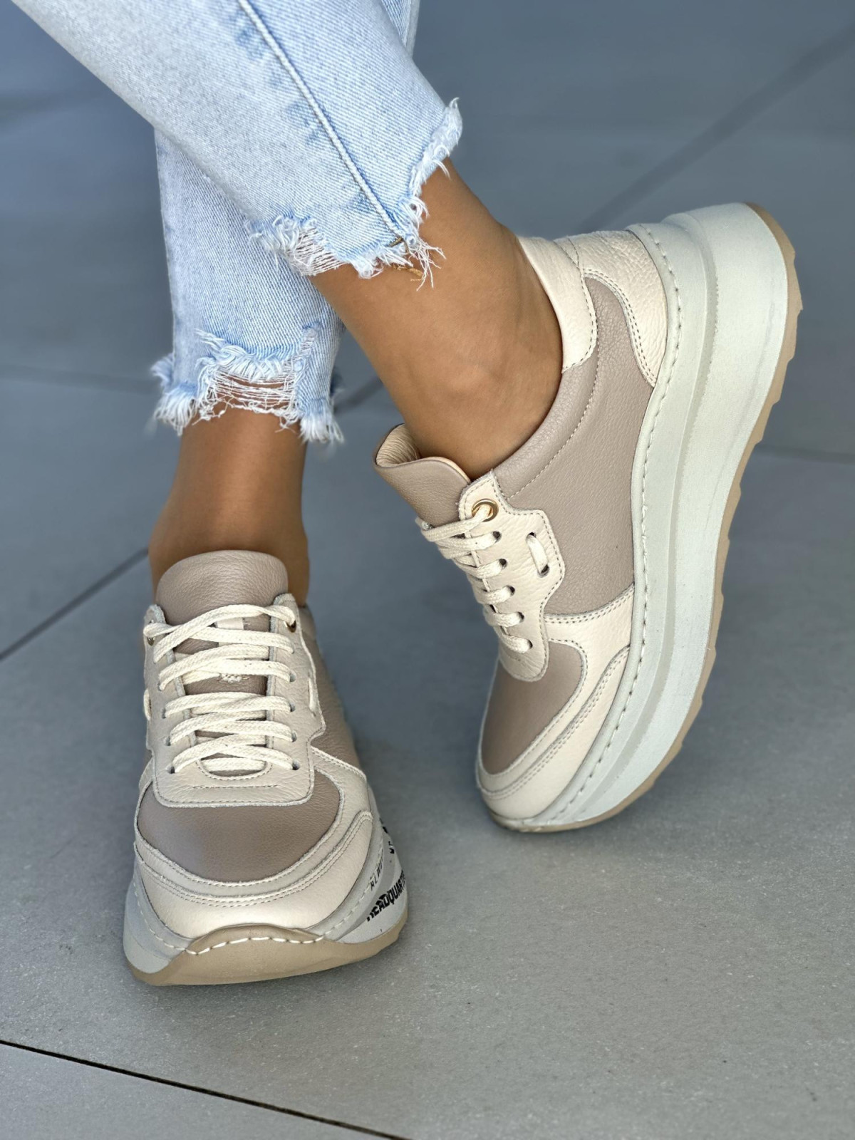 Beżowe sneakersy damskie skórzane OLEKSY polskiej produkcji