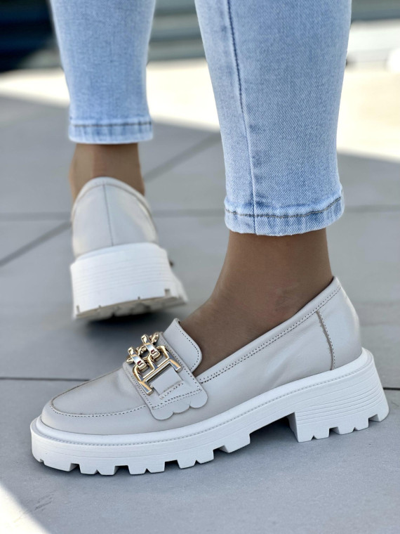 Beżowe mokasyny damskie skórzane OLEKSY polskiej produkcji