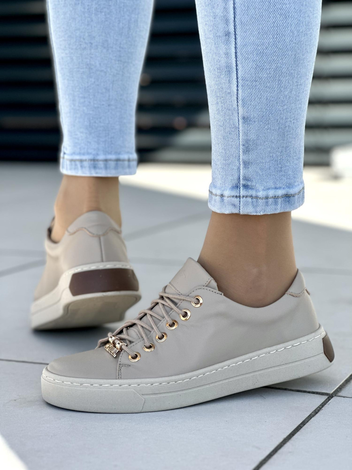 Beżowe trampki damskie skórzane OLEKSY polskiej produkcji