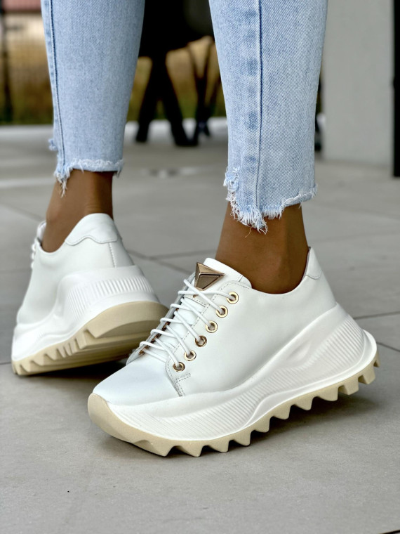 Białe sneakersy damskie OLEKSY ze skóry naturalnej polskiej produkcji na grubej podeszwie