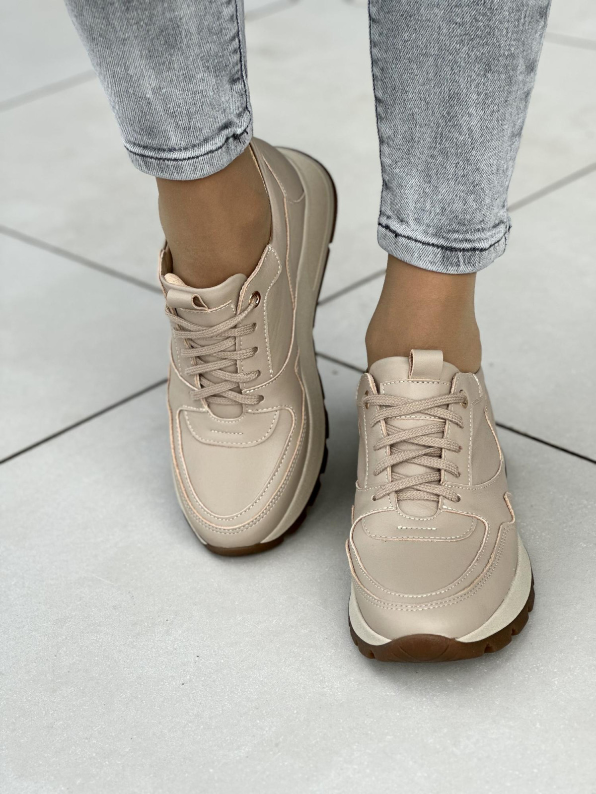 Beżowe sneakersy damskie skórzane OLEKSY polskiej produkcji