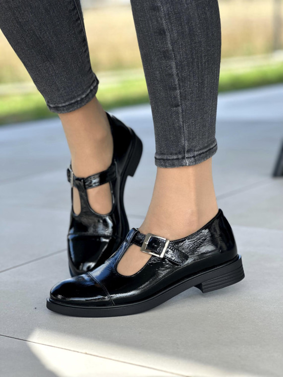 Eleganckie półbuty marki OLEKSY ze skóry naturalnej