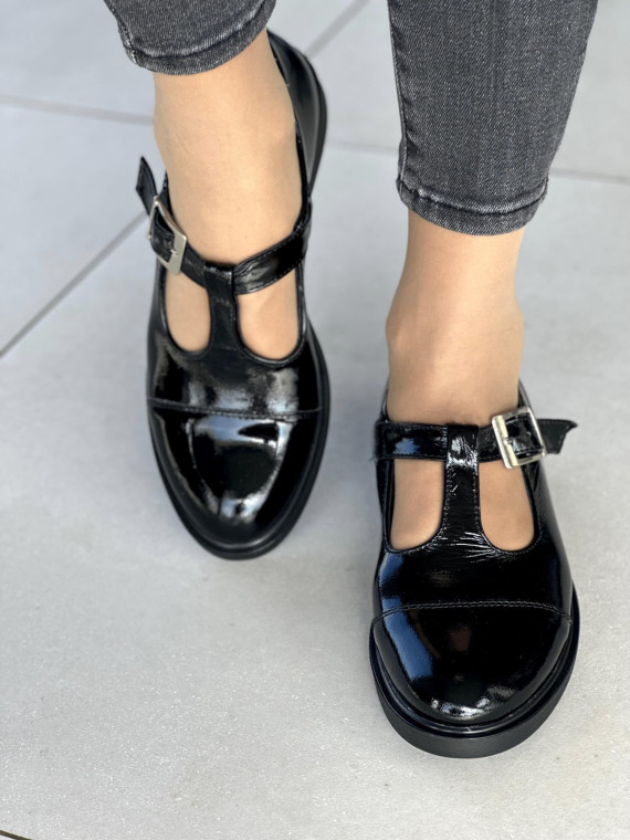 Eleganckie półbuty marki OLEKSY ze skóry naturalnej