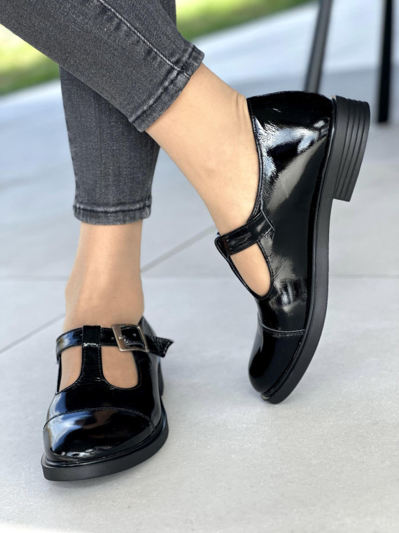 Eleganckie półbuty marki OLEKSY ze skóry naturalnej