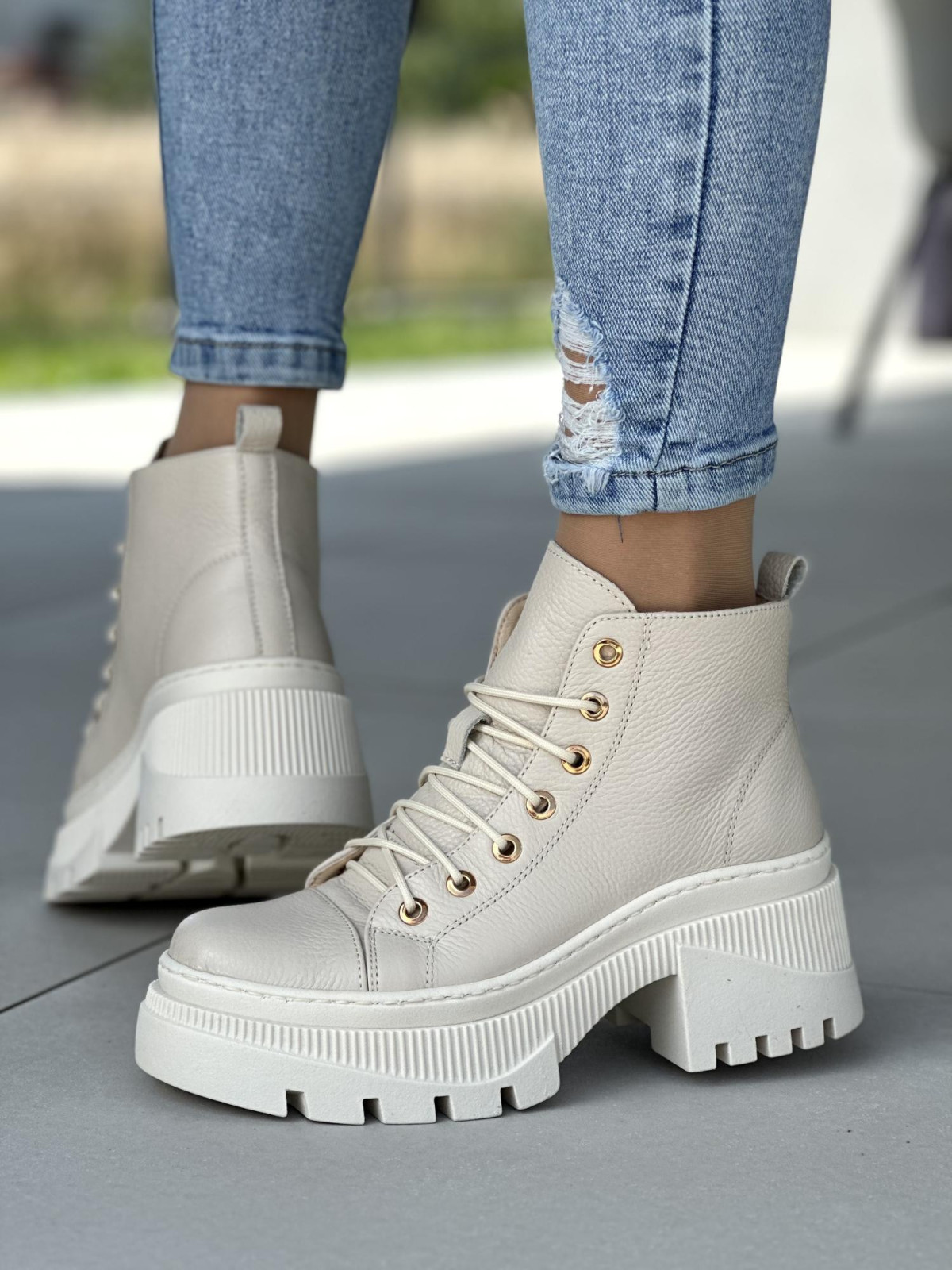 Stylowe i funkcjonalne trapery damskie skórzane OLEKSY Polskiej produkcji