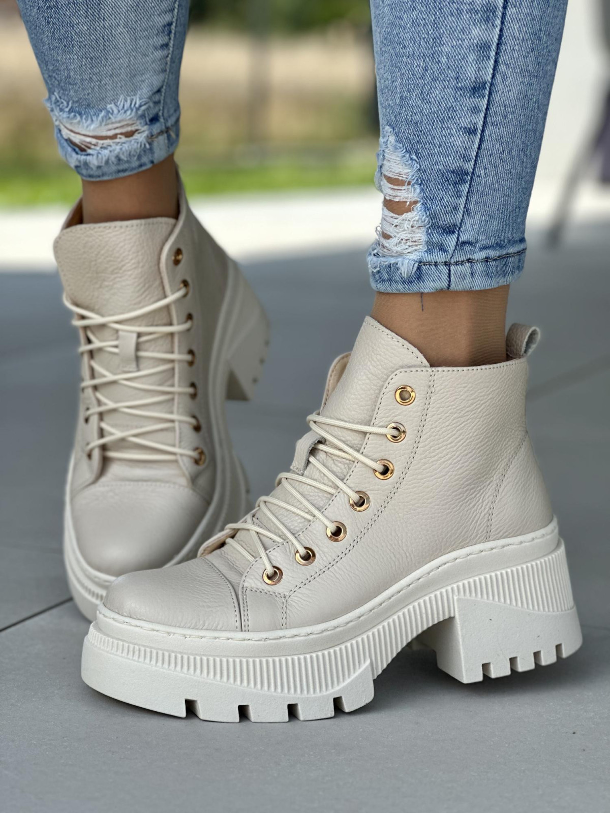 Stylowe i funkcjonalne trapery damskie skórzane OLEKSY Polskiej produkcji