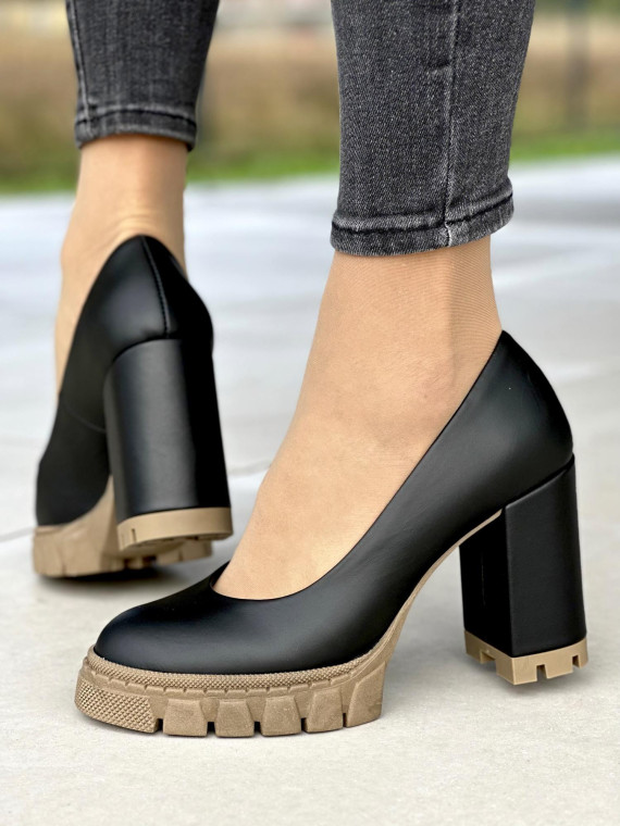 Czarne półbuty damskie skórzane OLEKSY polskiej produkcji