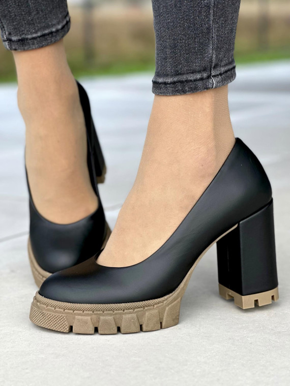 Czarne półbuty damskie skórzane OLEKSY polskiej produkcji