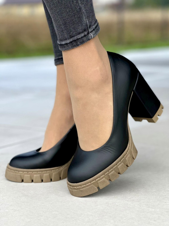 Czarne półbuty damskie skórzane OLEKSY polskiej produkcji