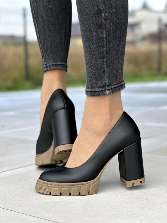 Czarne półbuty damskie skórzane OLEKSY polskiej produkcji