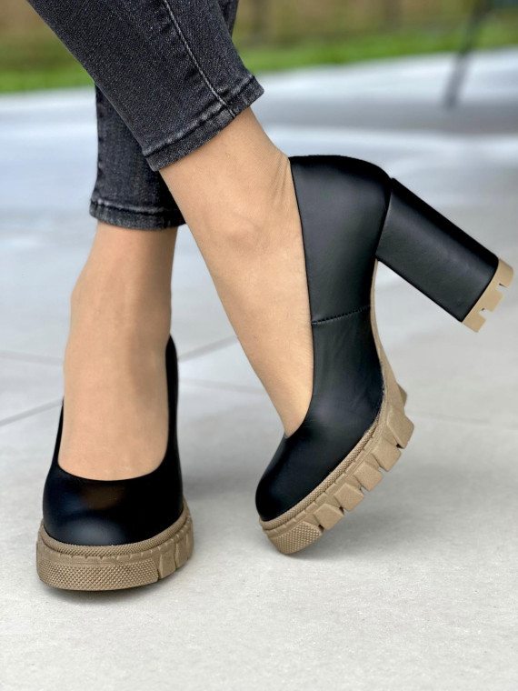 Czarne półbuty damskie skórzane OLEKSY polskiej produkcji